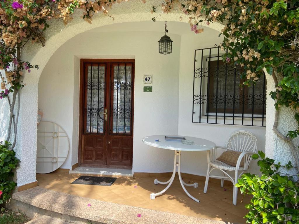 Apartamento Urb Oasis Park II Denia, Las Marinas Екстериор снимка