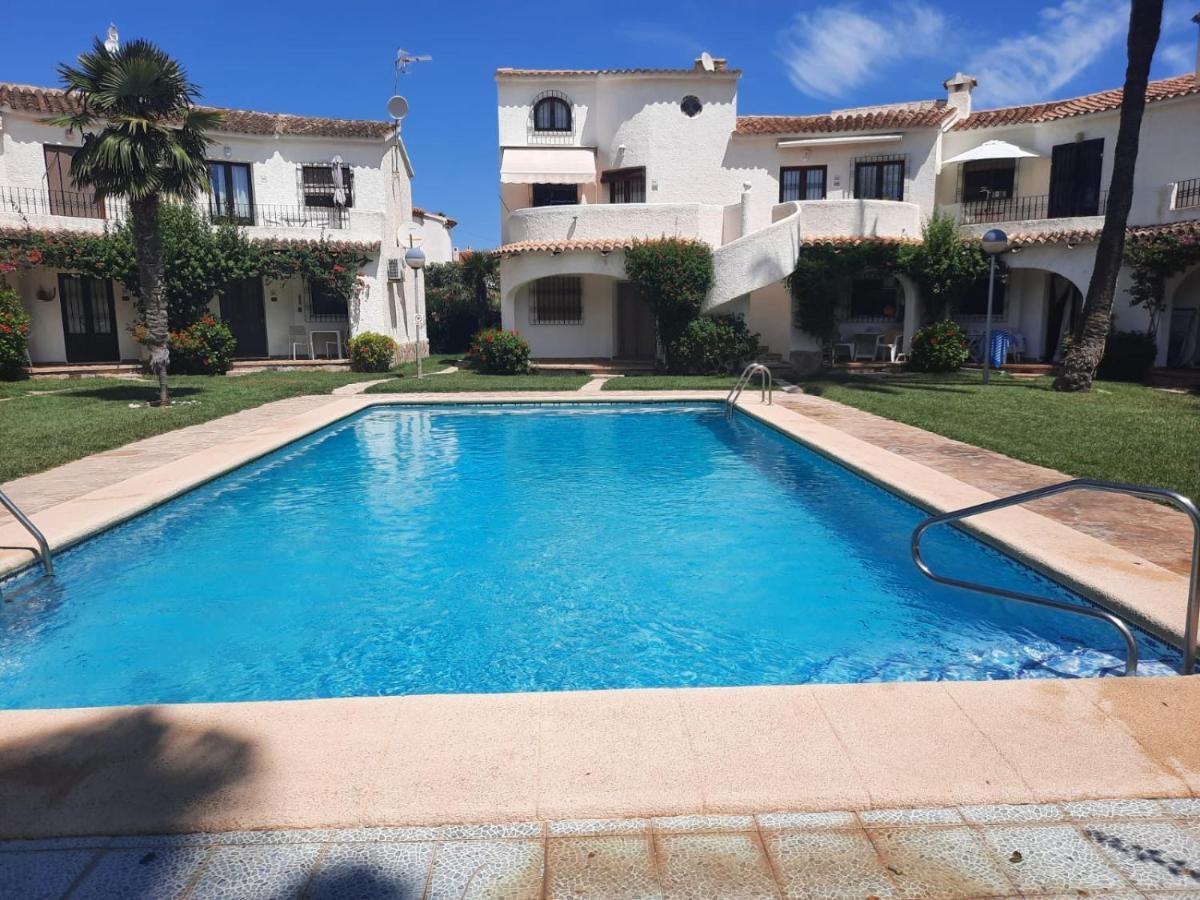 Apartamento Urb Oasis Park II Denia, Las Marinas Екстериор снимка