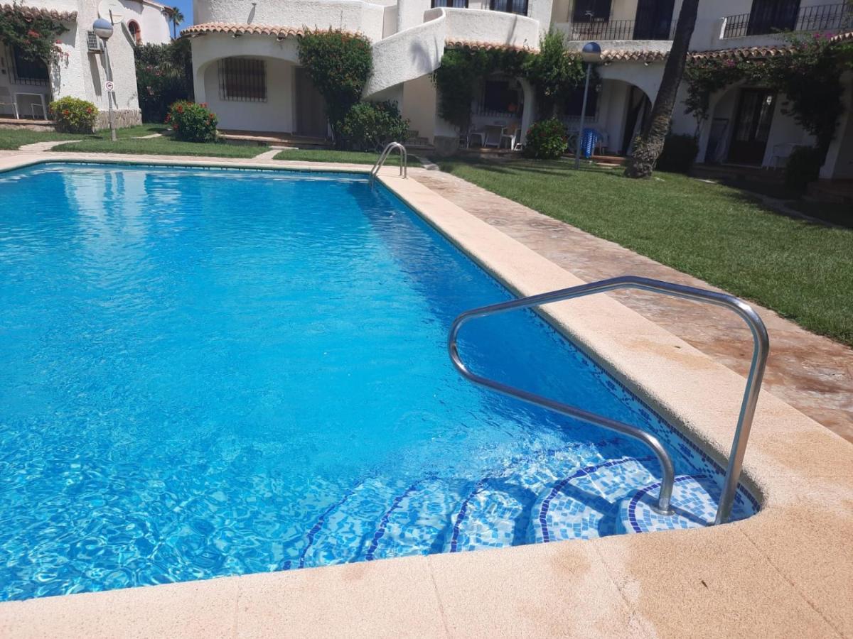 Apartamento Urb Oasis Park II Denia, Las Marinas Екстериор снимка